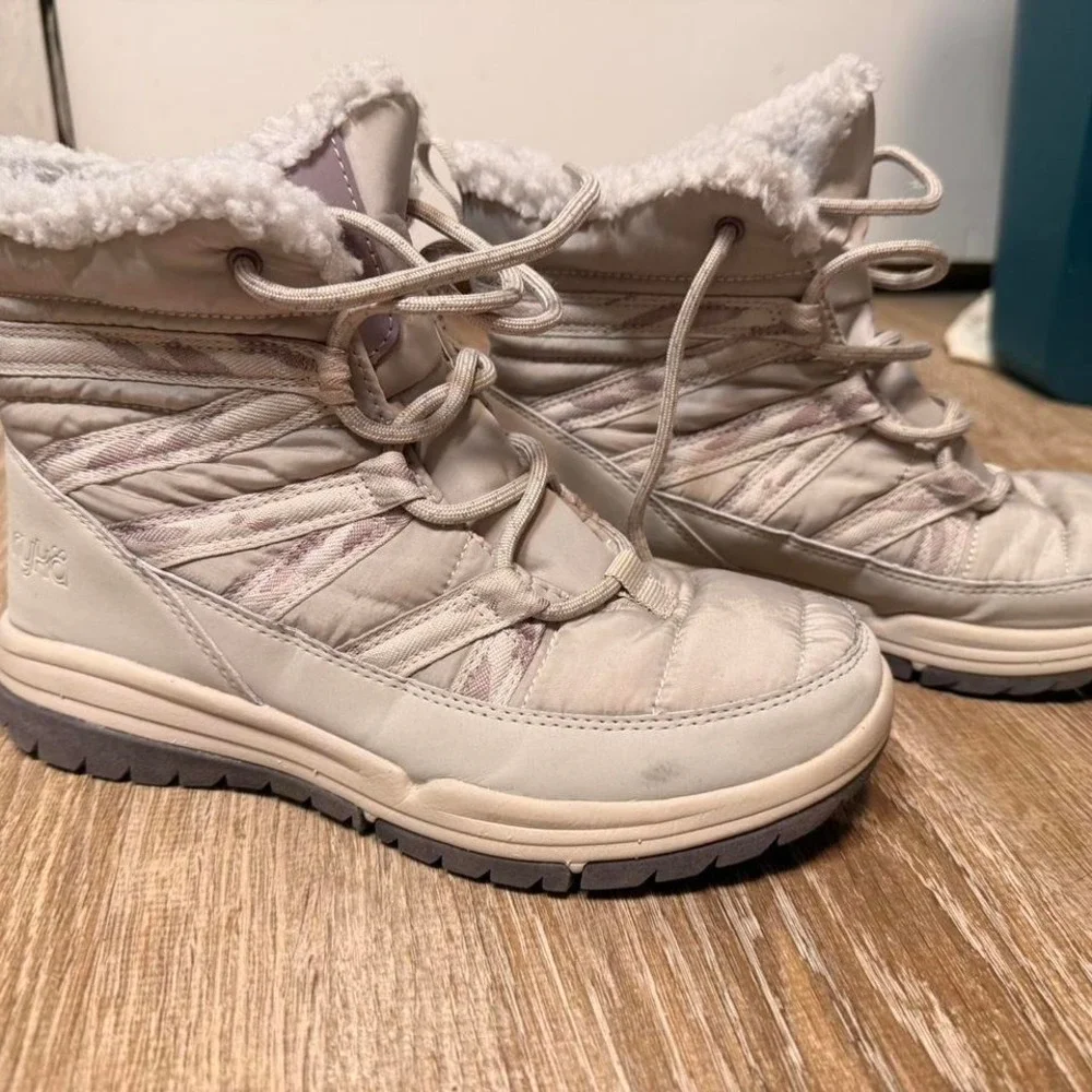 Ryka Akron Womens Winter Boots Beige Taupe Faux Fur Lined Snow Boots Size‎ 6M